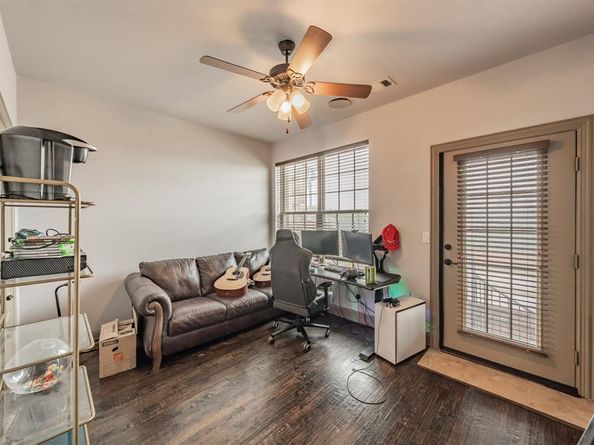 575  Rockingham Drive , Irving Texas 75063