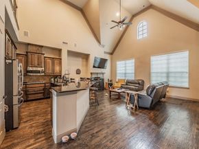 575  Rockingham Drive , Irving Texas 75063