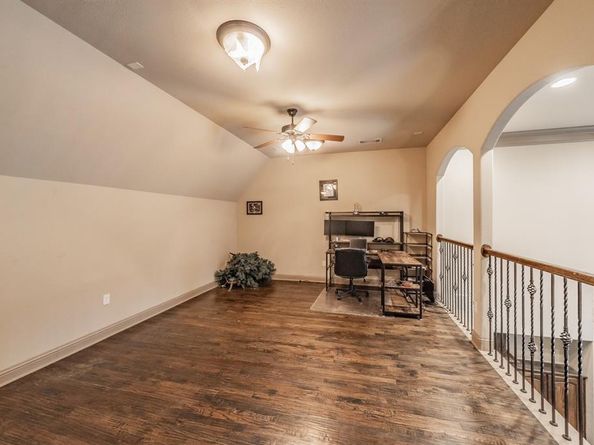 575  Rockingham Drive , Irving Texas 75063