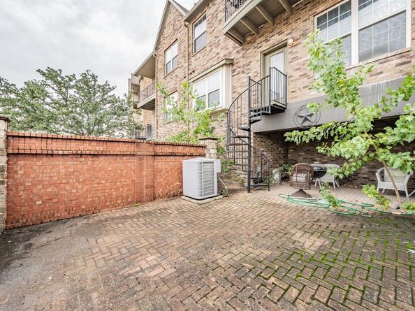 575  Rockingham Drive , Irving Texas 75063