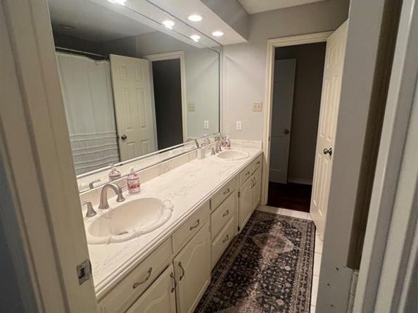 2601  Oak Point Drive , Garland Texas 75044