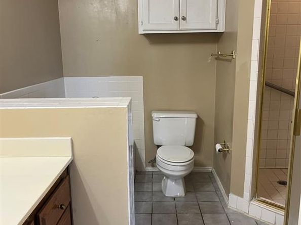 2117  Reflection Bay Drive , Arlington Texas 76013