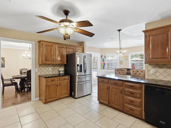 816  Autumn Lake Drive , Allen Texas 75002