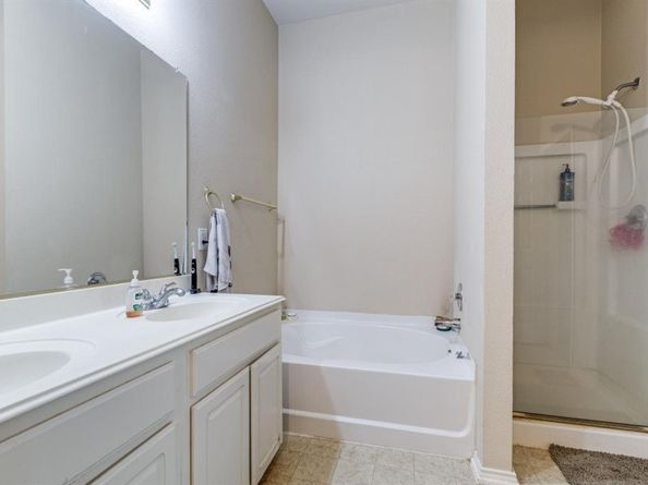 8112  Fleetwing Trail , Fort Worth Texas 76131