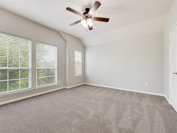 1108  Hayden Lane , Savannah Texas 76227