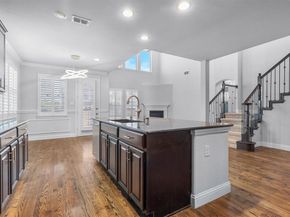 1320  Ponca Street , Carrollton Texas 75010