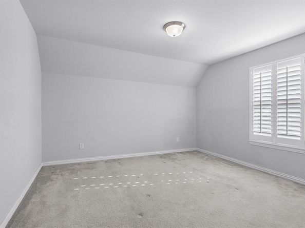 1320  Ponca Street , Carrollton Texas 75010