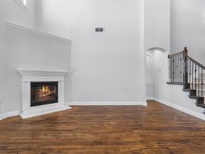 1320  Ponca Street , Carrollton Texas 75010