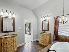 1808  Lakes Edge Boulevard , Mansfield Texas 76063