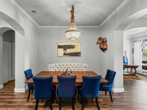 1808  Lakes Edge Boulevard , Mansfield Texas 76063