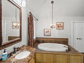 1808  Lakes Edge Boulevard , Mansfield Texas 76063