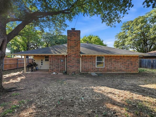 1909  Ford Street , Arlington Texas 76013