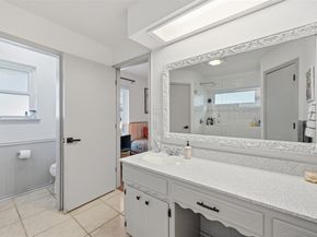 1909  Ford Street , Arlington Texas 76013