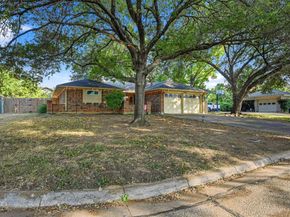 1909  Ford Street , Arlington Texas 76013