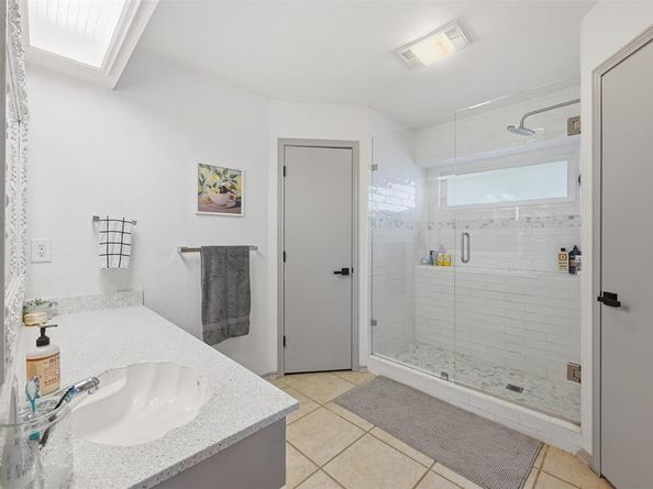 1909  Ford Street , Arlington Texas 76013