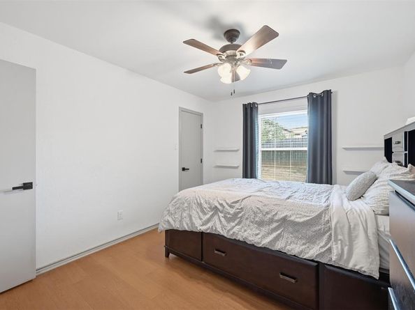 1909  Ford Street , Arlington Texas 76013