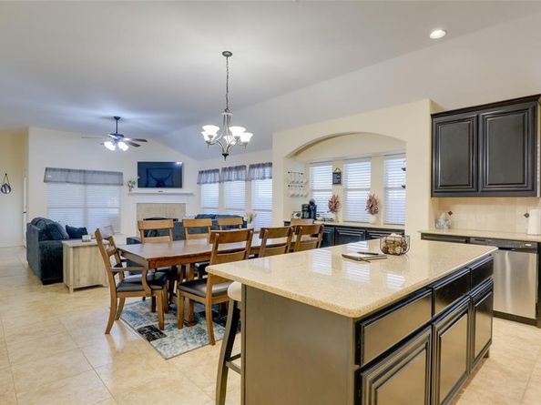 4502  Ridgeway Drive , Mansfield Texas 76063