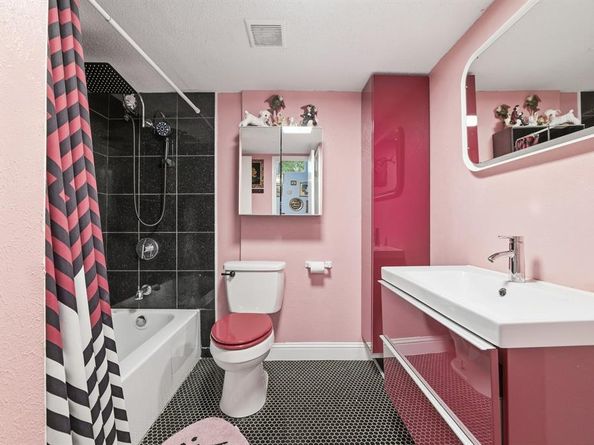 3206  Brook Glen Drive , Garland Texas 75044