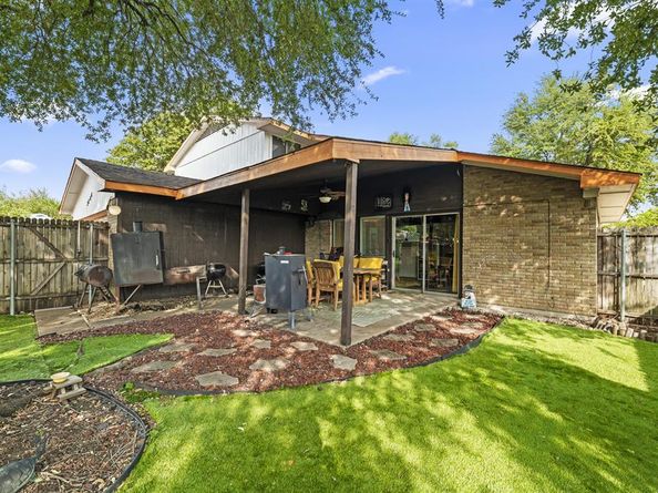 3206  Brook Glen Drive , Garland Texas 75044