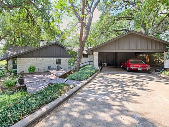 1701  Timbers Drive , Irving Texas 75061