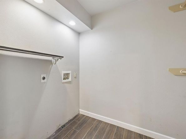 1701  Timbers Drive , Irving Texas 75061