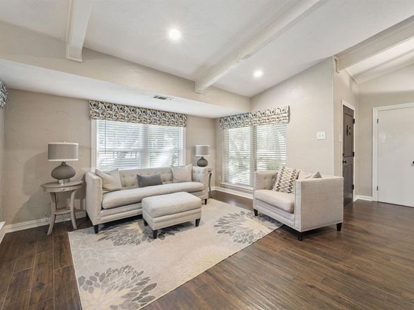 1701  Timbers Drive , Irving Texas 75061