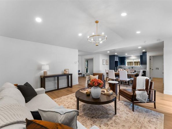 2123  Sunrise Trail , Richardson Texas 75081