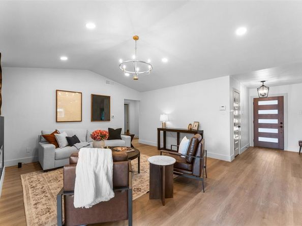 2123  Sunrise Trail , Richardson Texas 75081