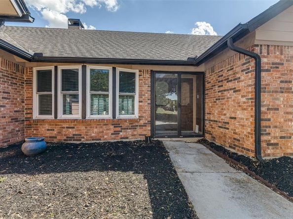 8725  Hidden Hill Drive , Fort Worth Texas 76179