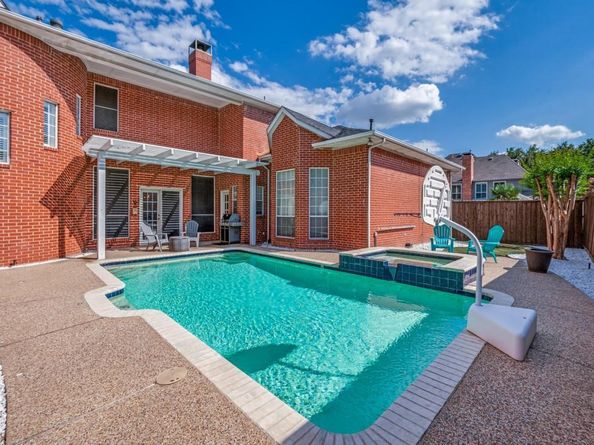 4560  Old Pond Drive , Plano Texas 75024