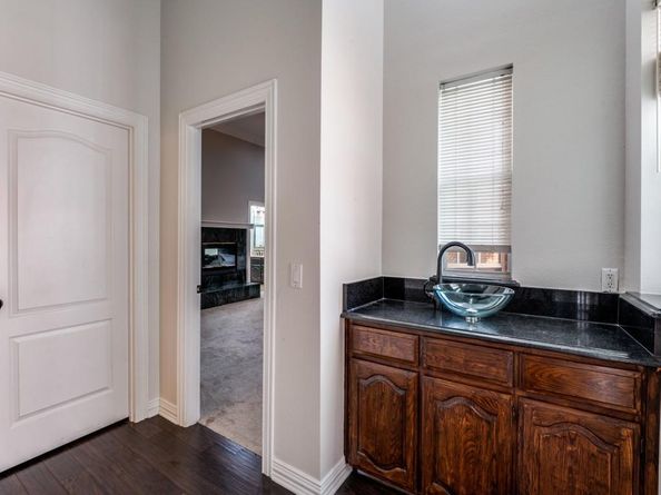 4560  Old Pond Drive , Plano Texas 75024