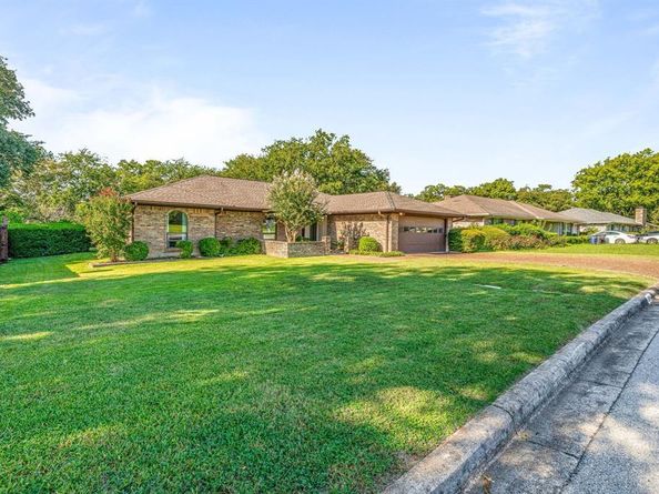3413  Denbury Drive , Fort Worth Texas 76133