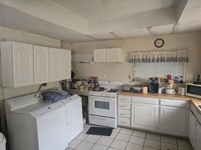 3513  Nomas Street , Dallas Texas 75212