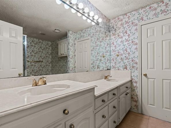 9014  Cumberland Drive , Irving Texas 75063