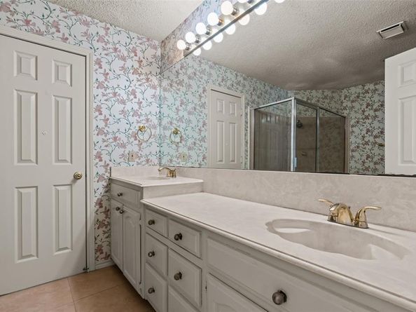 9014  Cumberland Drive , Irving Texas 75063