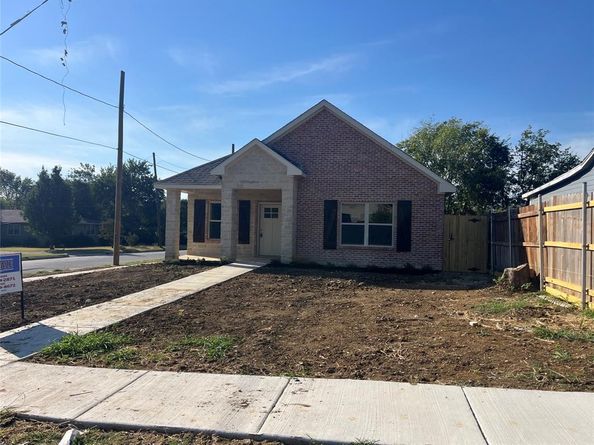 4340  M Avenue , Fort Worth Texas 76105