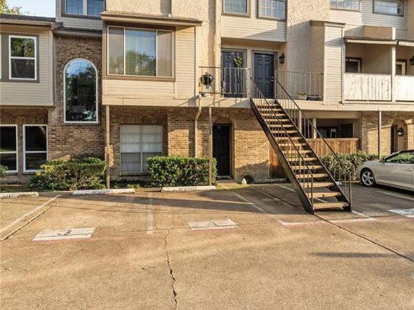 5757  Martel Avenue  B11, Dallas Texas 75206