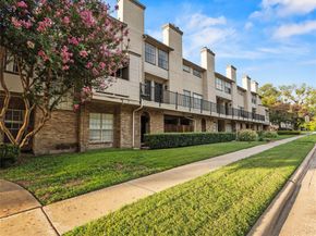 5757  Martel Avenue  B11, Dallas Texas 75206