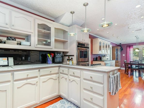 1515  Valley View Drive , Cedar Hill Texas 75104