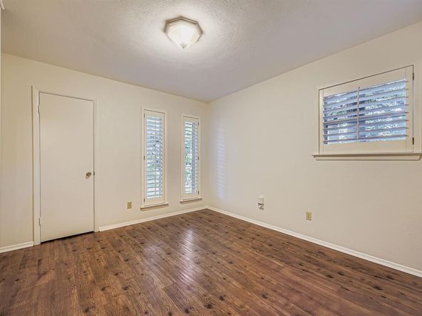 3106  Woodford Drive , Arlington Texas 76013