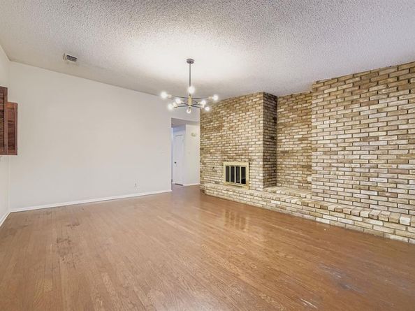 3106  Woodford Drive , Arlington Texas 76013