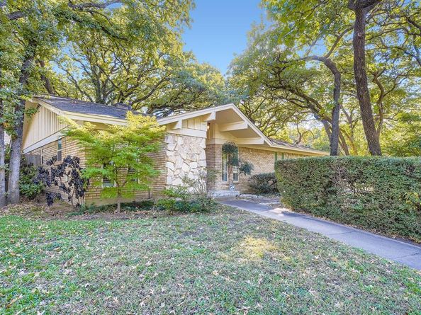 3106  Woodford Drive , Arlington Texas 76013