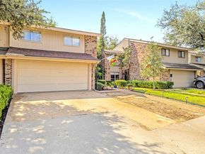 1805  Lakecrest Court , Carrollton Texas 75006