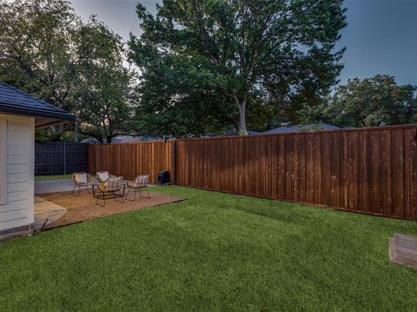 6019  Daven Oaks Drive , Dallas Texas 75248