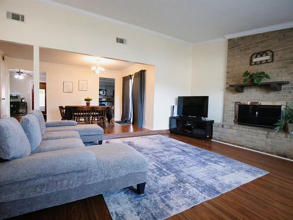 1103  Elk Grove  , Richardson Texas 75081