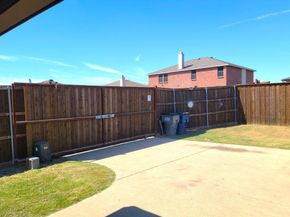 1003  Graystone Drive , Lancaster Texas 75134