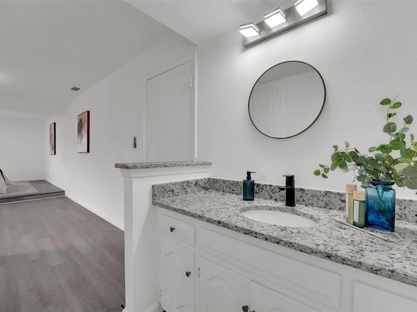 1809  Melrose Street , Garland Texas 75042