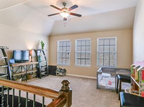 504  Garden Avenue , Euless Texas 76039