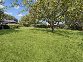 2739  Plaza Boulevard , Dallas Texas 75241