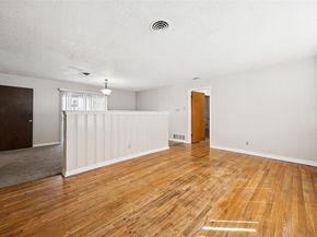 2739  Plaza Boulevard , Dallas Texas 75241